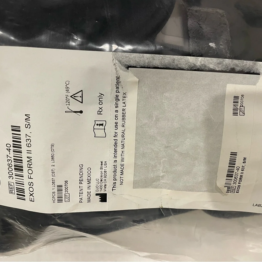 EXOS Form II 637 Black S/M NEW